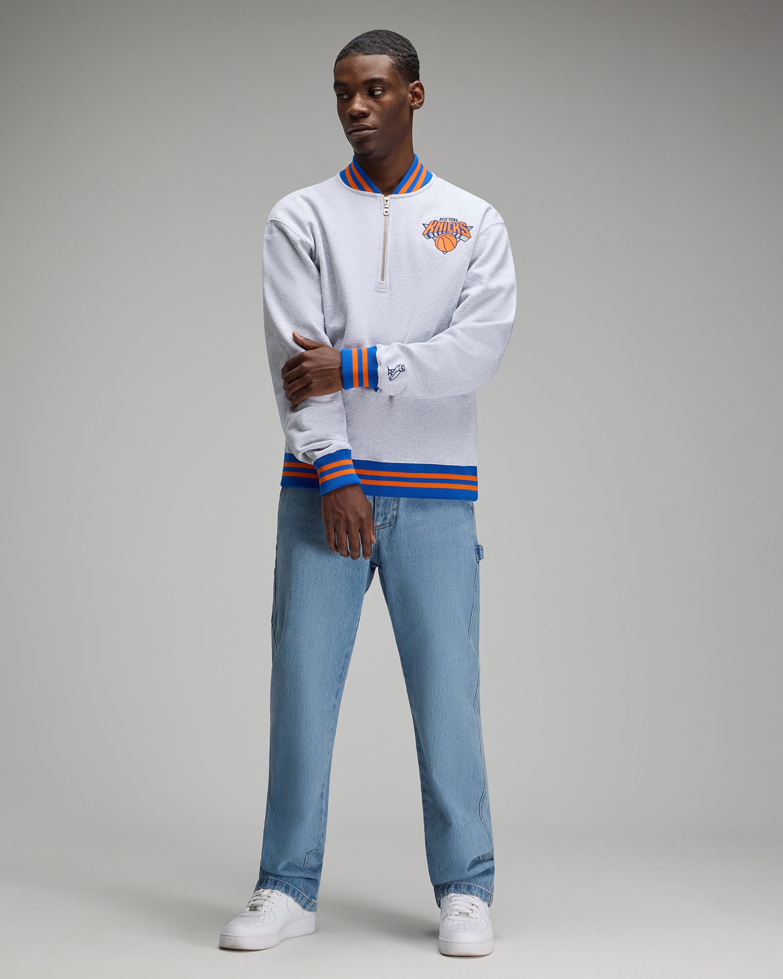 NBA New York Knicks Quarter-Zip Mockneck Sweatshirt - Ash Heather Grey IMAGE #3