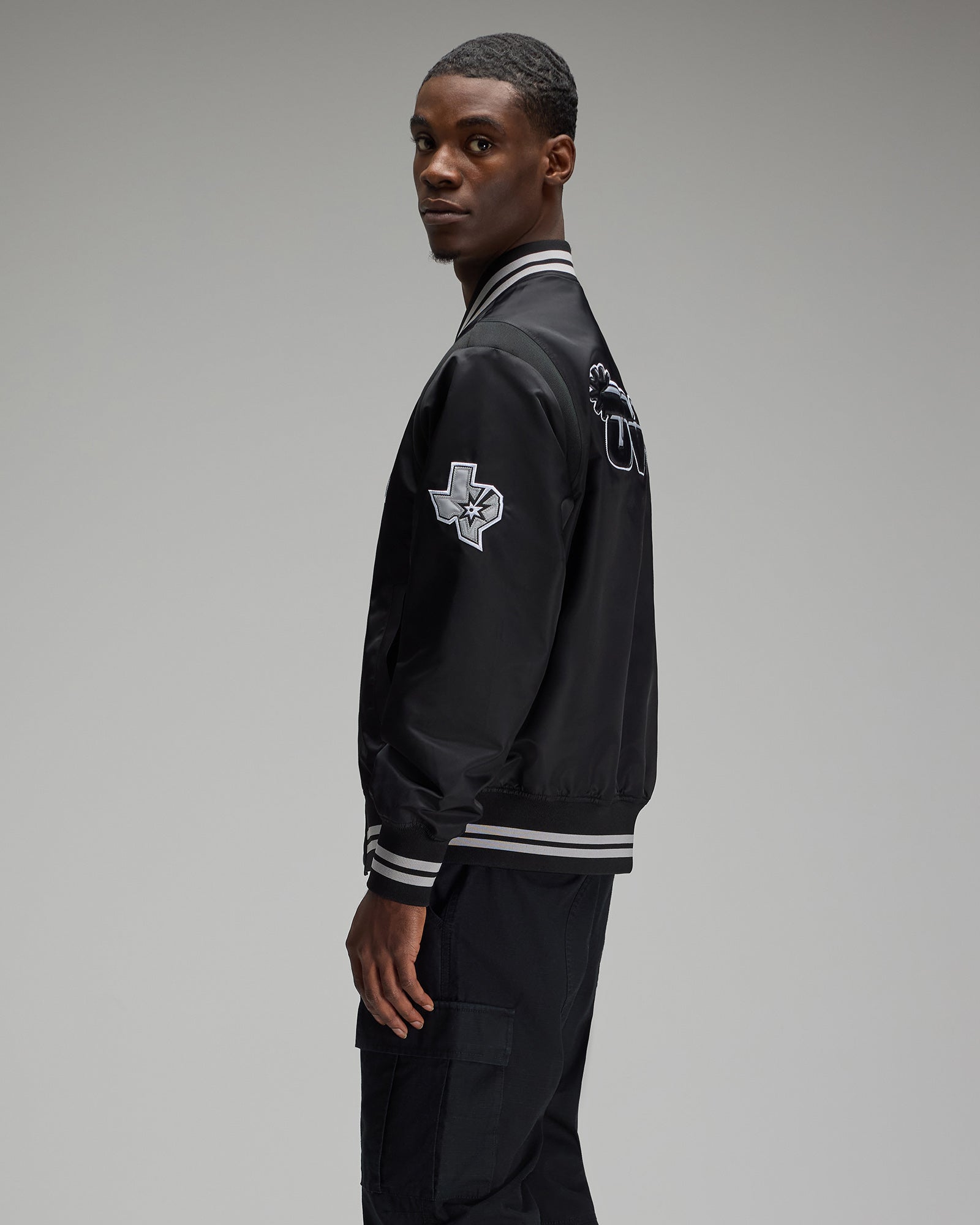 NBA San Antonio Spurs Satin Varsity Jacket - Black IMAGE #4