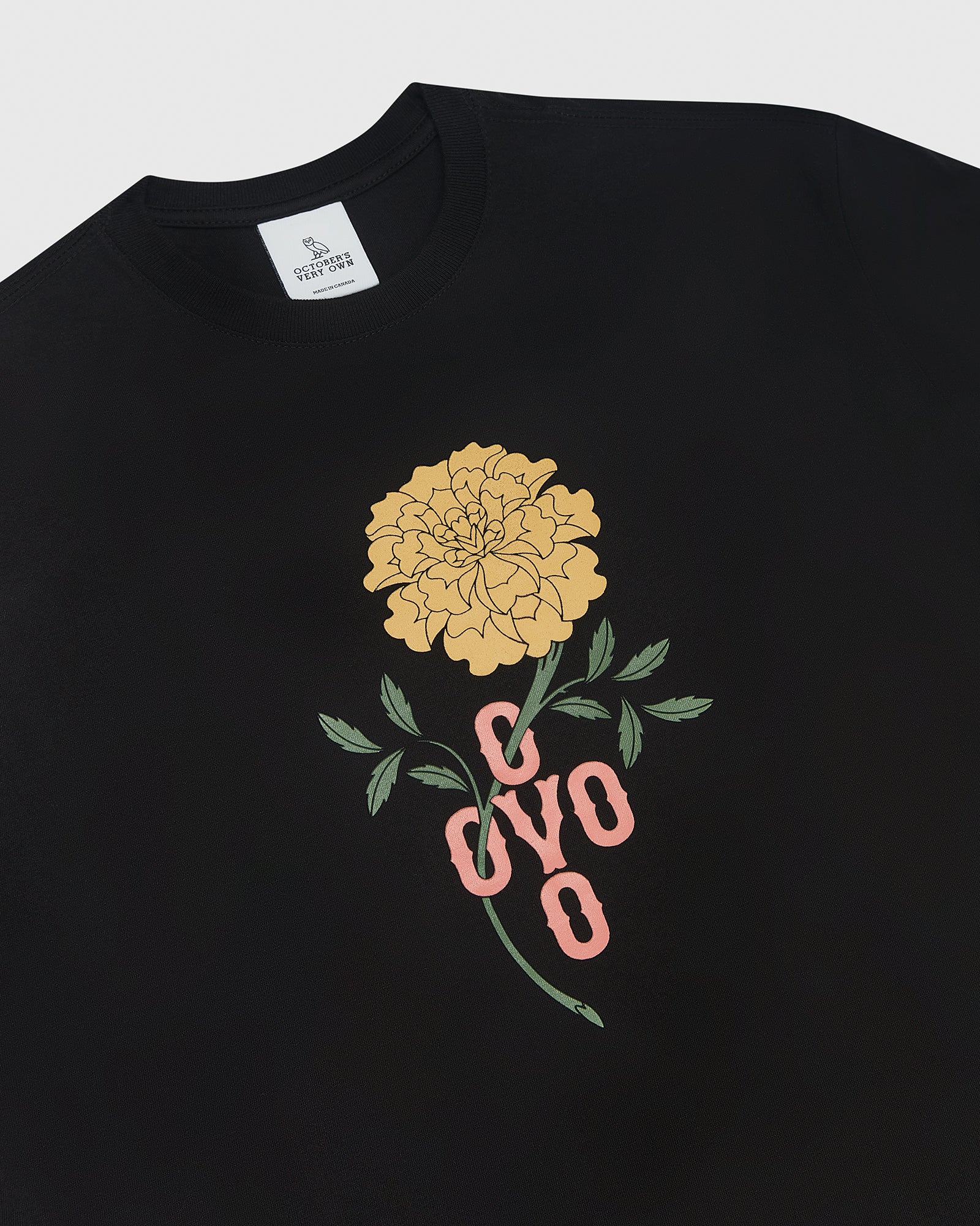 Pom Pom Marigold Boyfriend T-Shirt - Black IMAGE #2